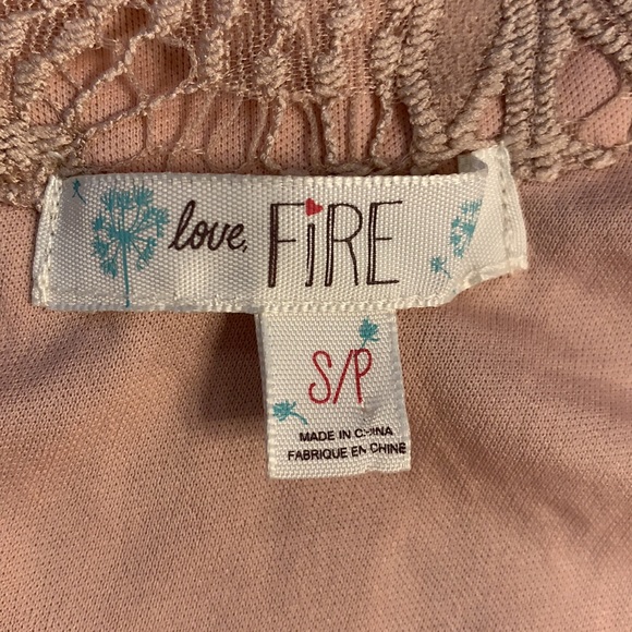 love, Fire ~ Lace Shift Dress with Keyhole Opening in Front & Back - Picture 13 of 15